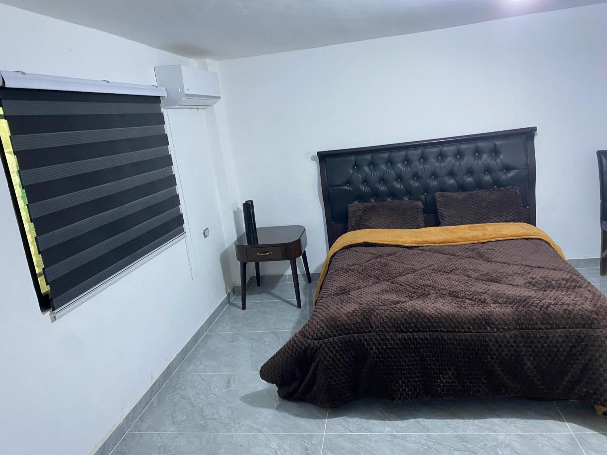 Huseein Rooms Gerasa Exterior foto